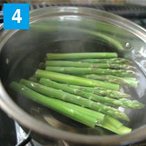 グリーンアスパラガスのサラダ作り方.4